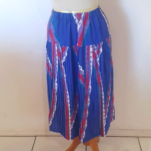 VINTAGE 80s Dolina Size 14 Blue Pleated Set - Picture 5 of 7